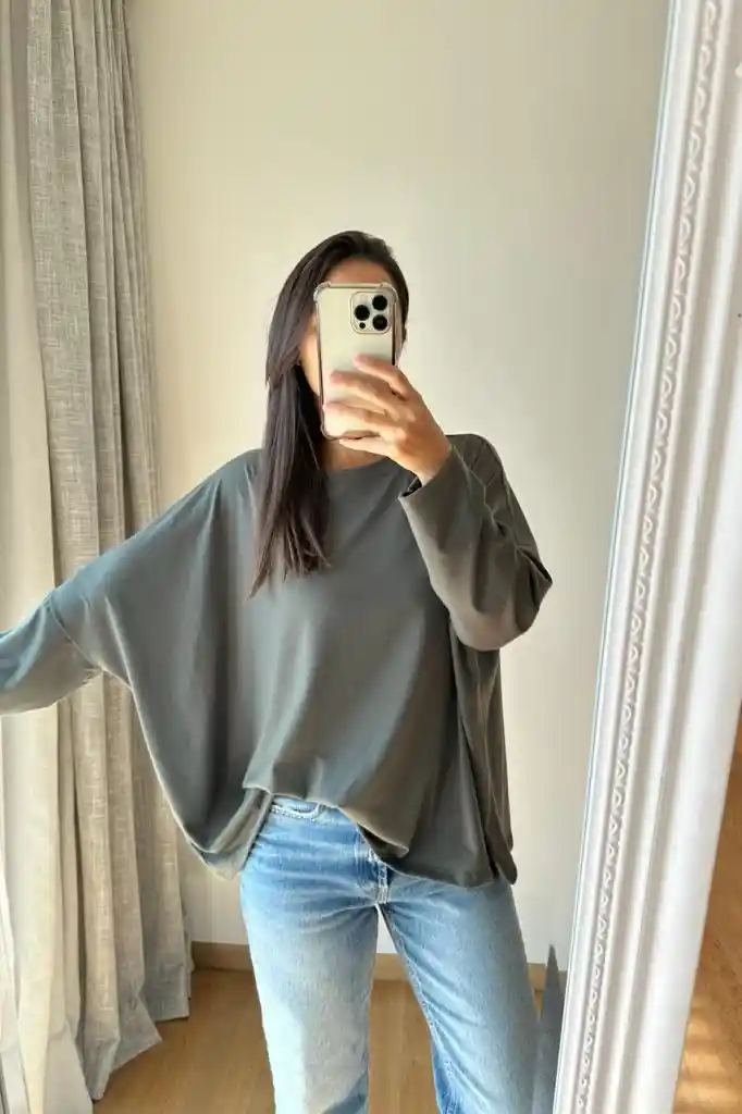 CAMISETA NUVIA