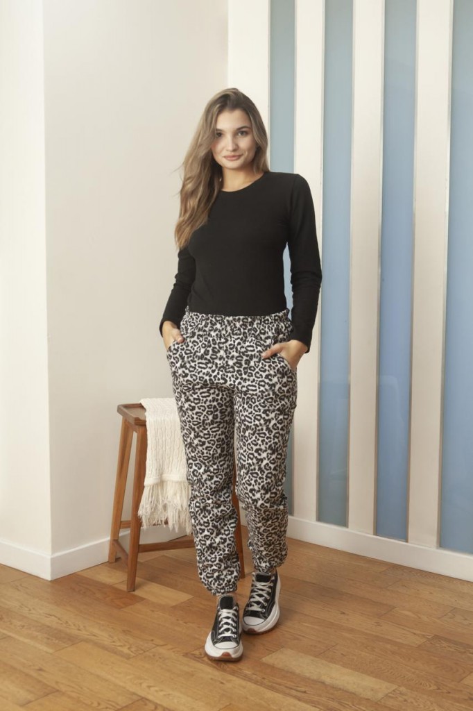 BABUCHA DE FRISA ESTAMPADA