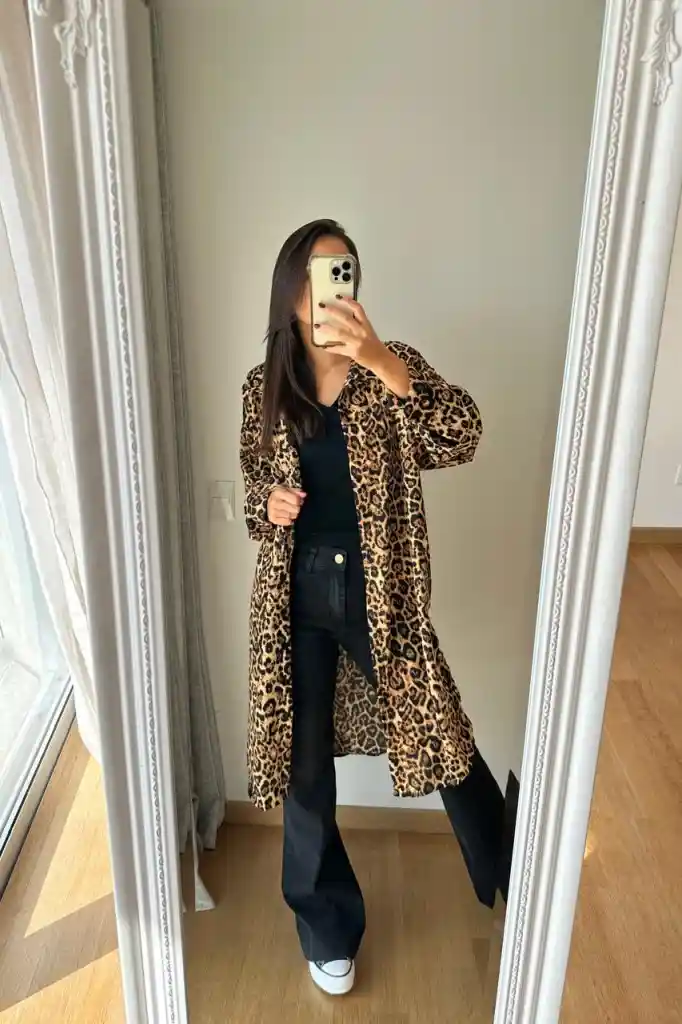 CAMISA LARGA ESTAMPADA