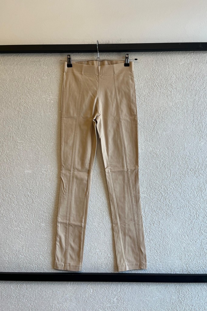 MUESTRA - PANTALON BENGALINA C/ COSTURAS