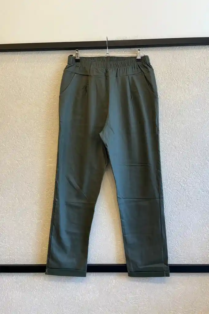 MUESTRA - PANTALON PINZADO ENGOMADO