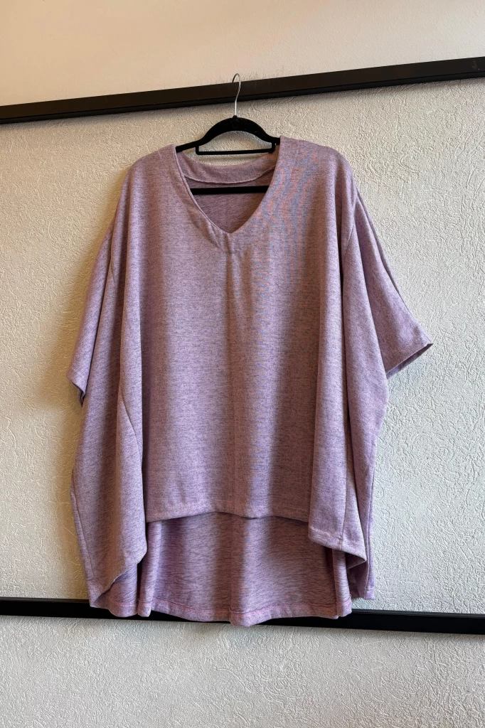 MUESTRA - MAXI REMERA OVERSIZE