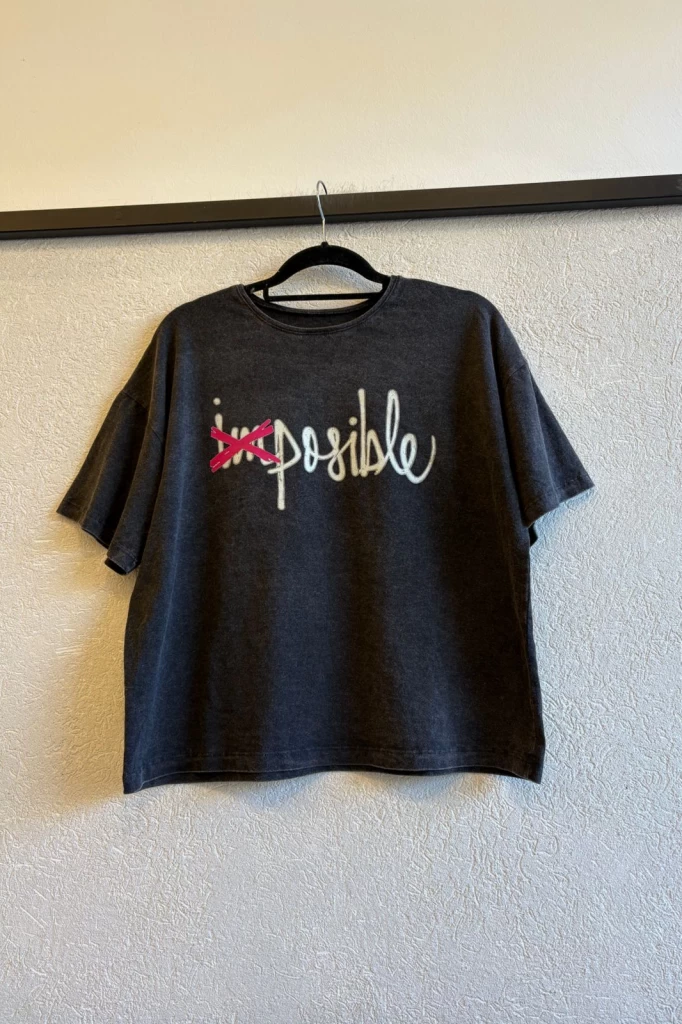 REMERA BOX ESTAMPADA: POSIBLE