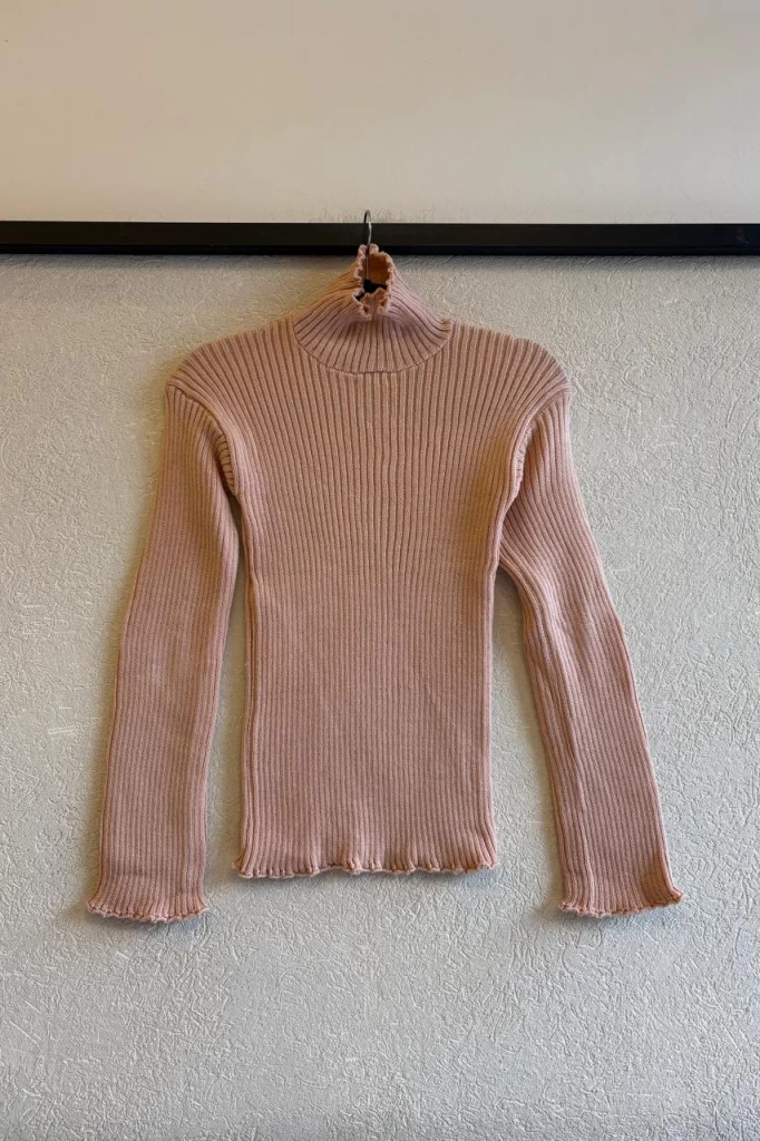 MUESTRA - POLERA ROSA DE LANA