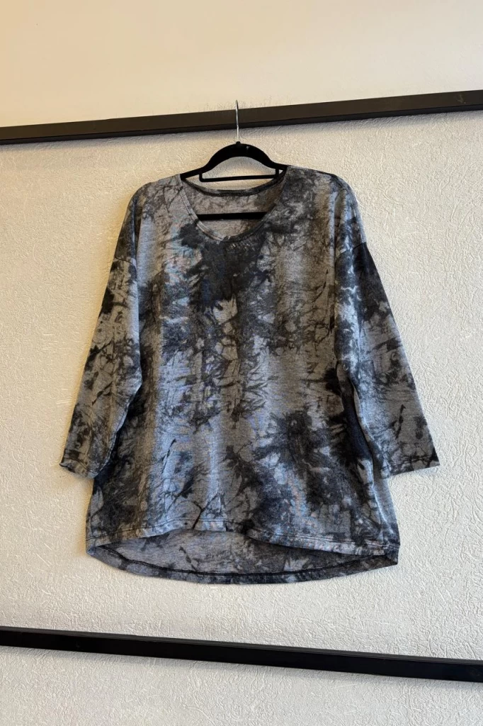 MUESTRA - SWEATRER LULU BATIK