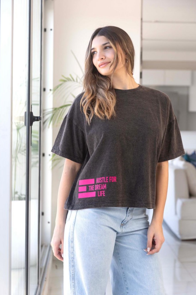 REMERA BOX ESTAMPA: DREAM