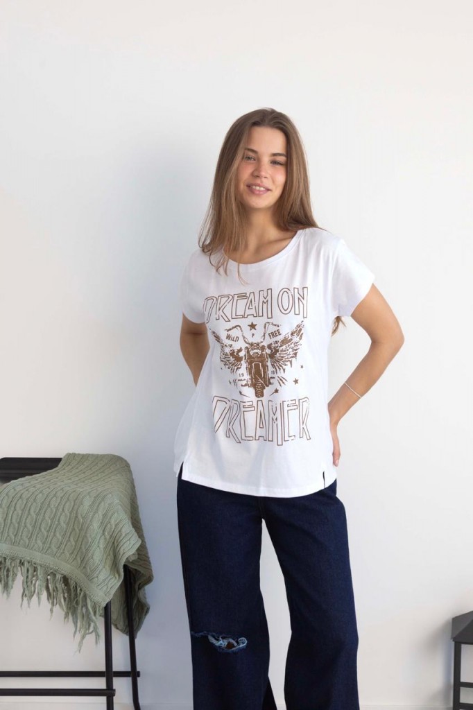 REMERA MALAGA ESTAMPA: DREAM ON