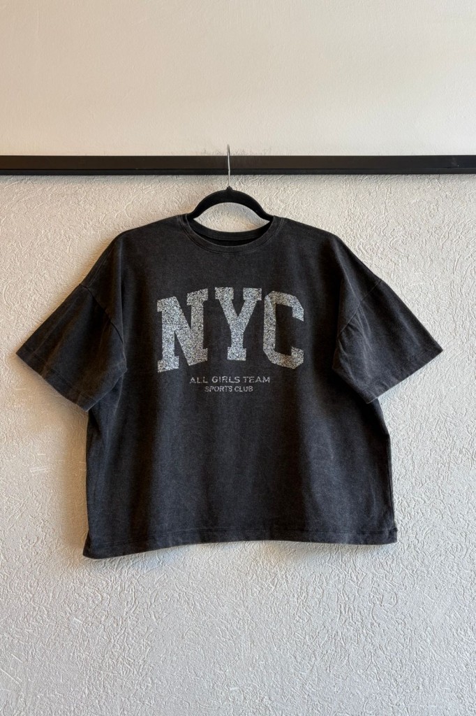 REMERA BOX ESTAMPADA: NYC