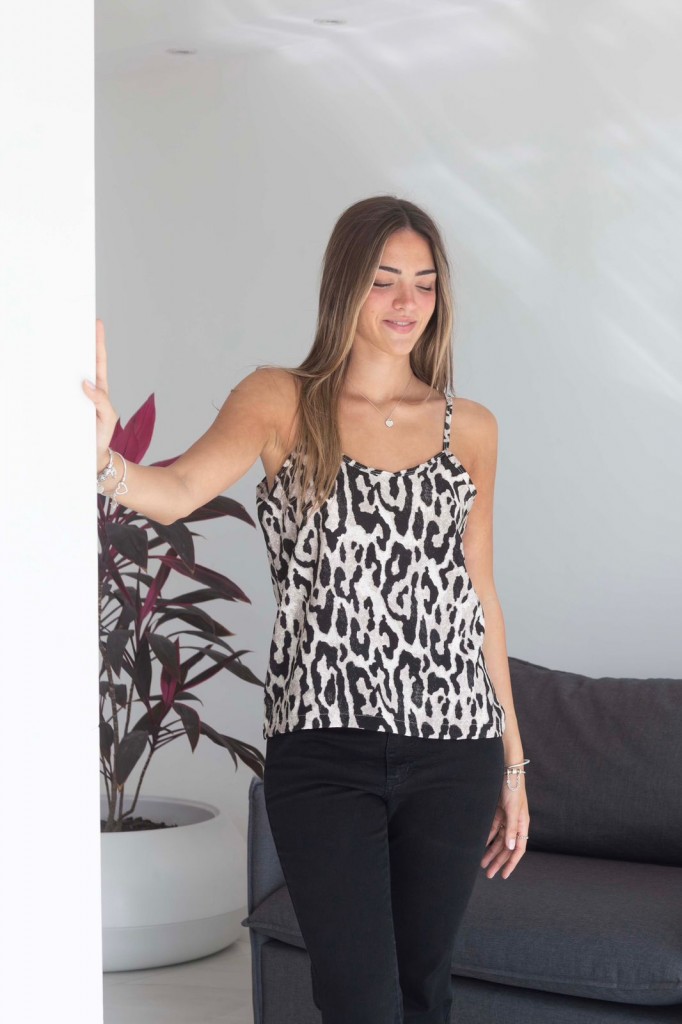 MUSCULOSA DE SEDITA ESTAMPADA