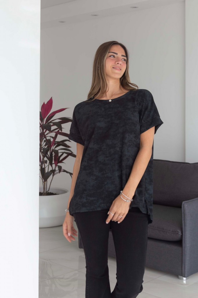 REMERA NINA ESTAMPADA