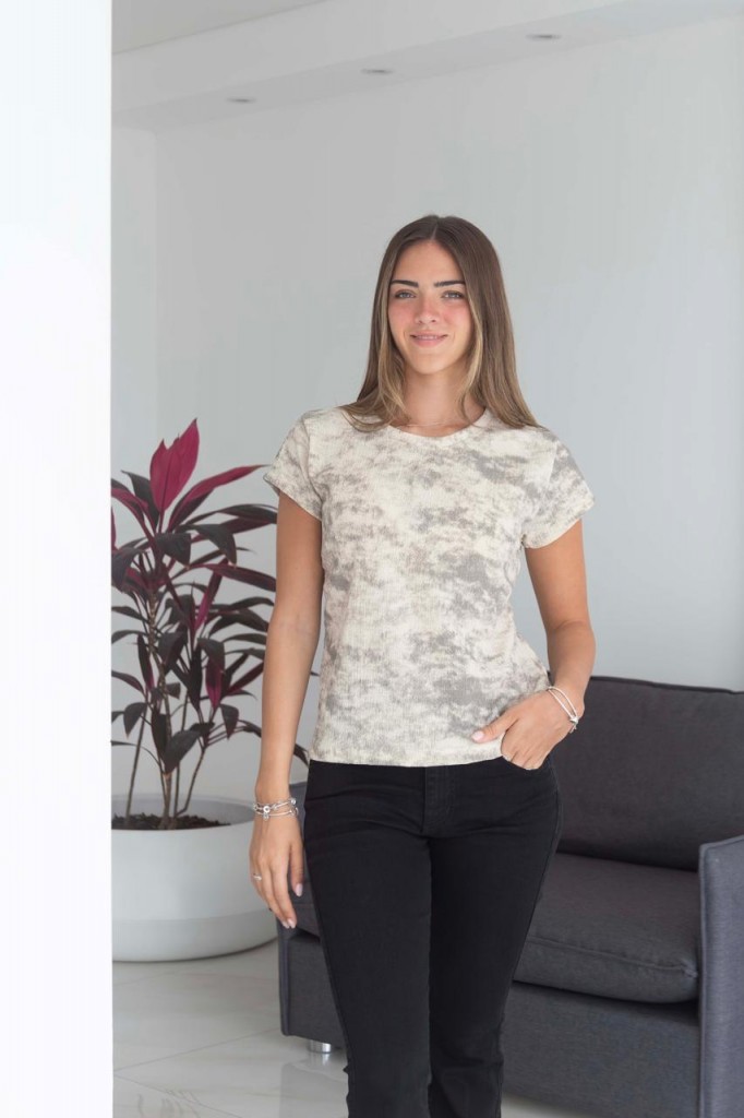 REMERA MICA HAWAI ESTAMPADO