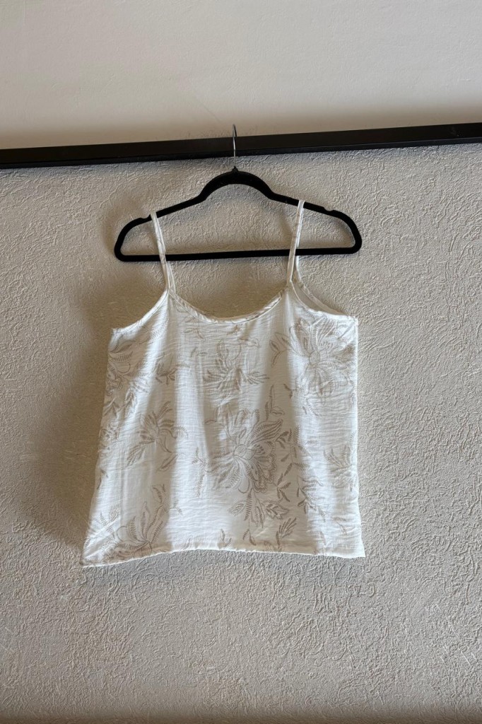 MUSCULOSA FAKE BRODERI