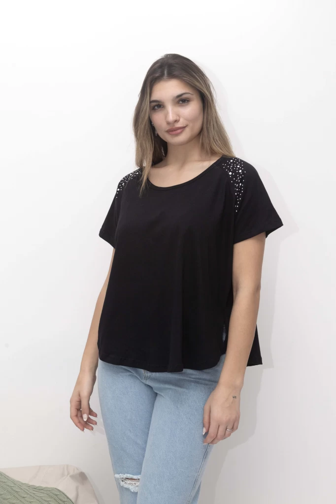 PROMO REMERA MUNA CON BRILLOS