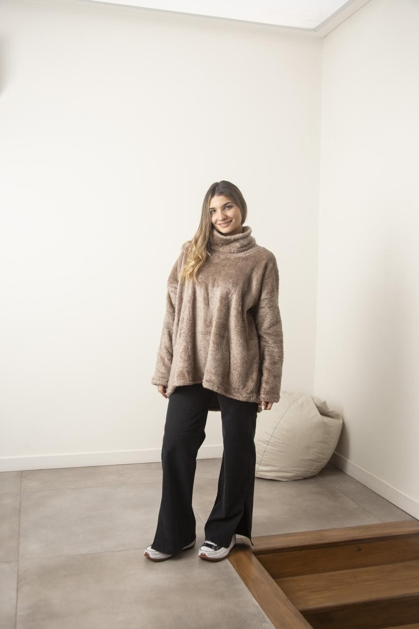 POLERA LULU PELUCHE