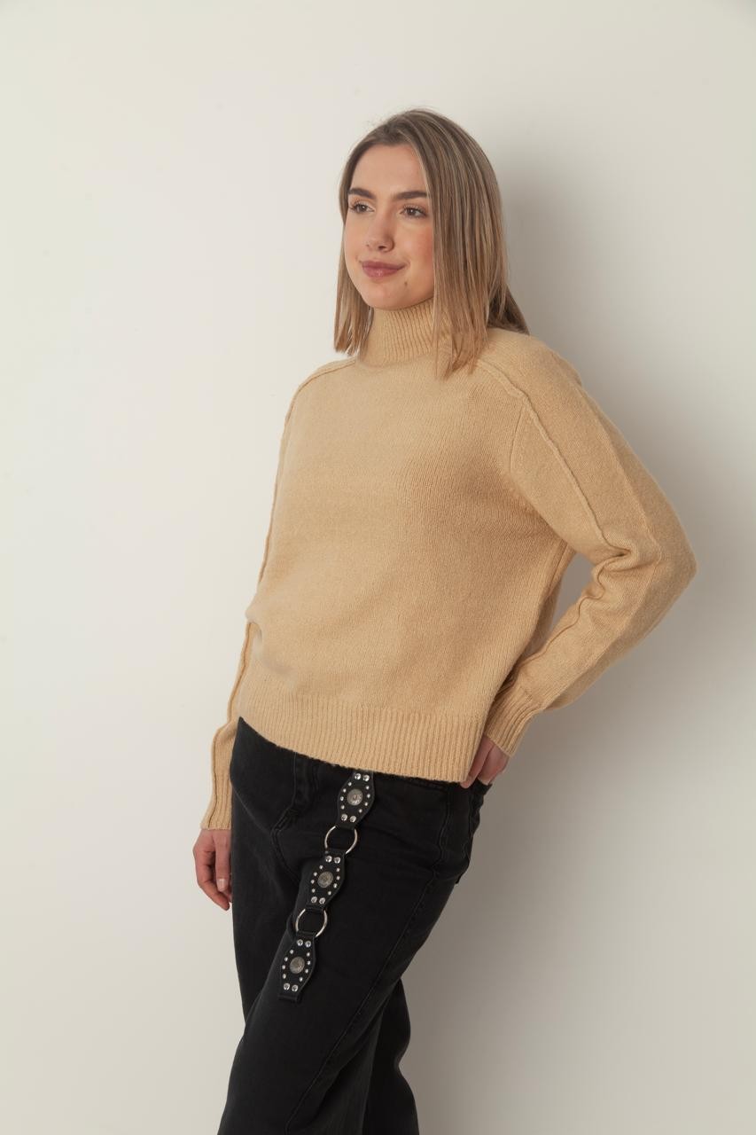 POLERA COSTURAS