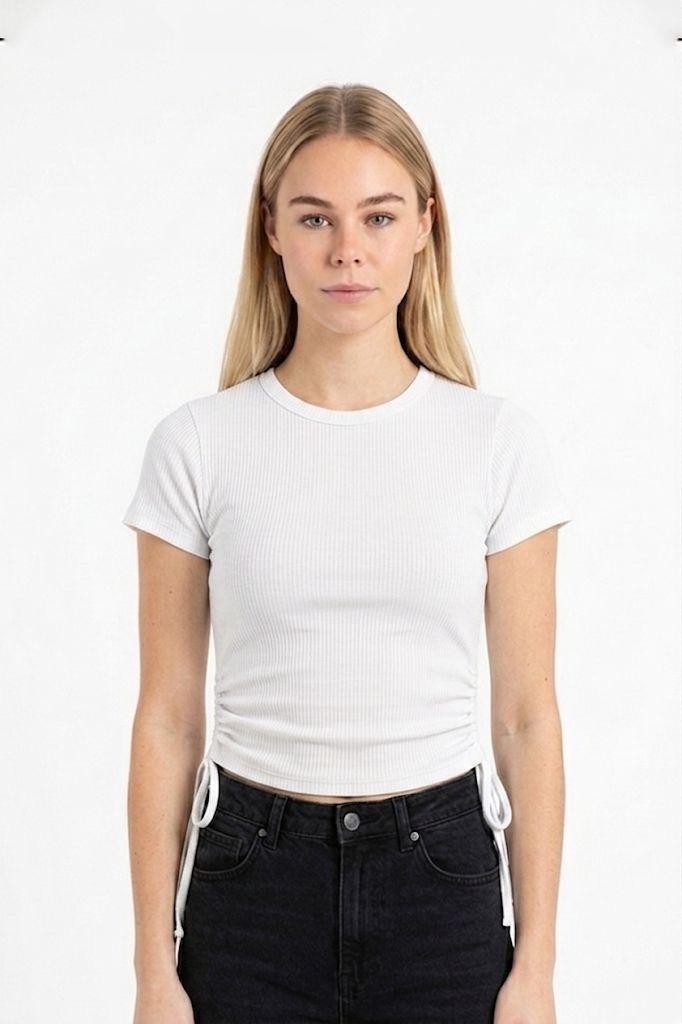 REMERA FRUNCE