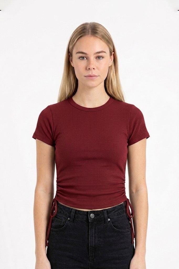REMERA FRUNCE
