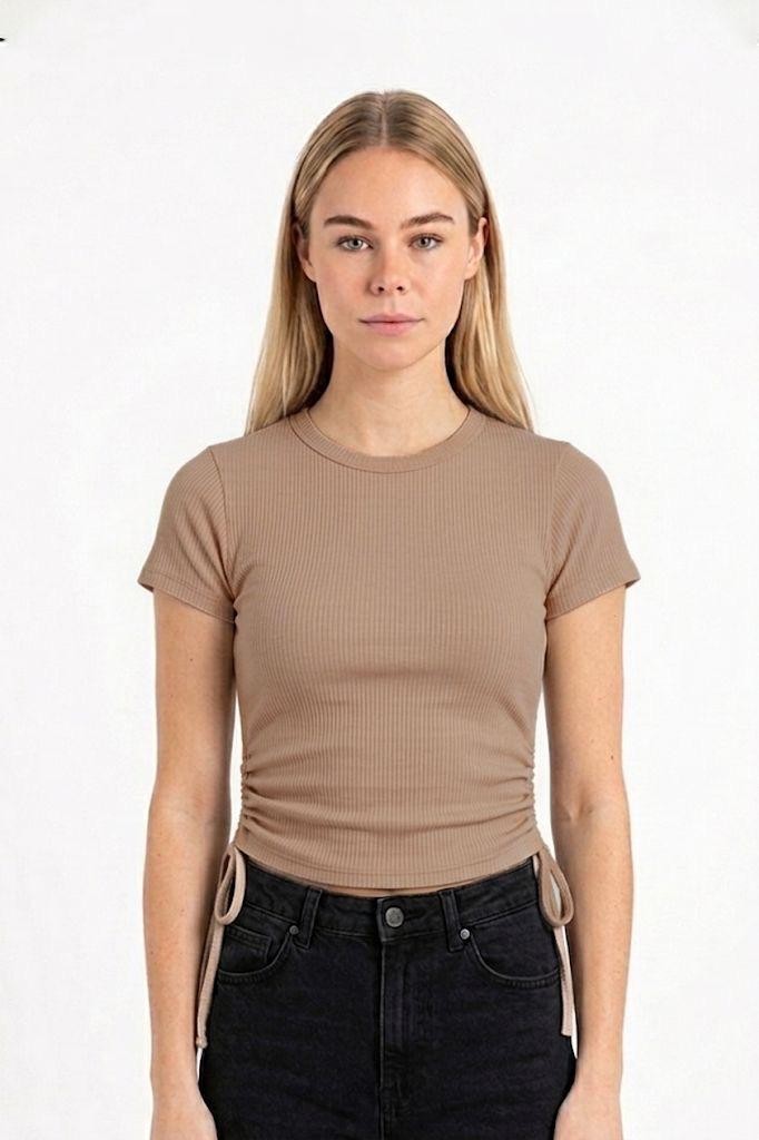 REMERA FRUNCE