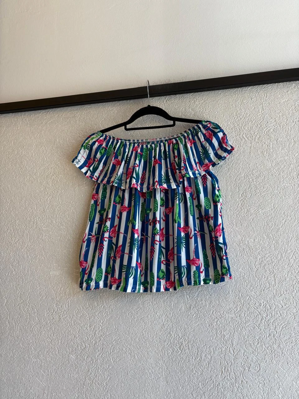 REMERA PAISANITA