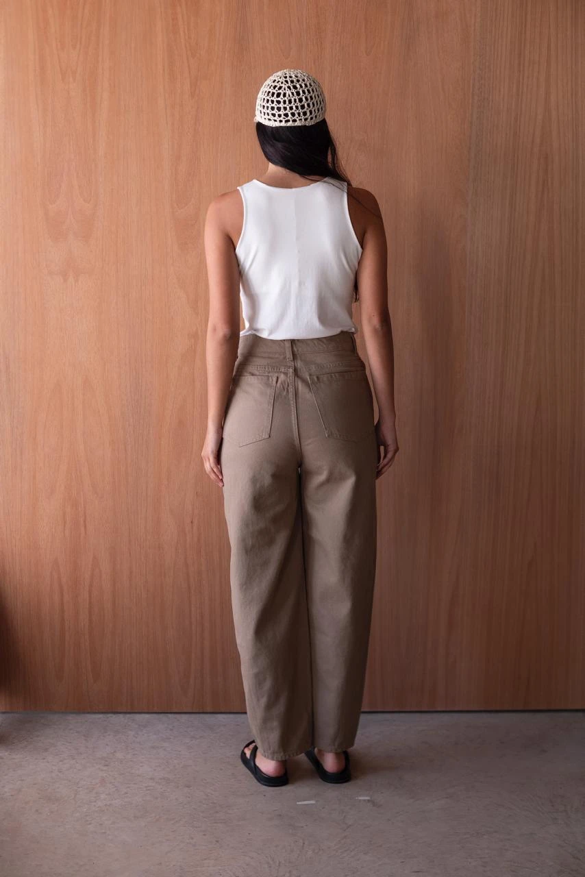 PROMO JEAN BARREL DE GABARDINA
