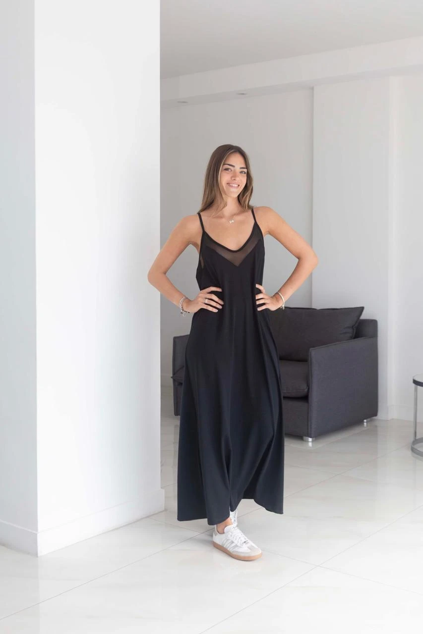 VESTIDO CON TUL