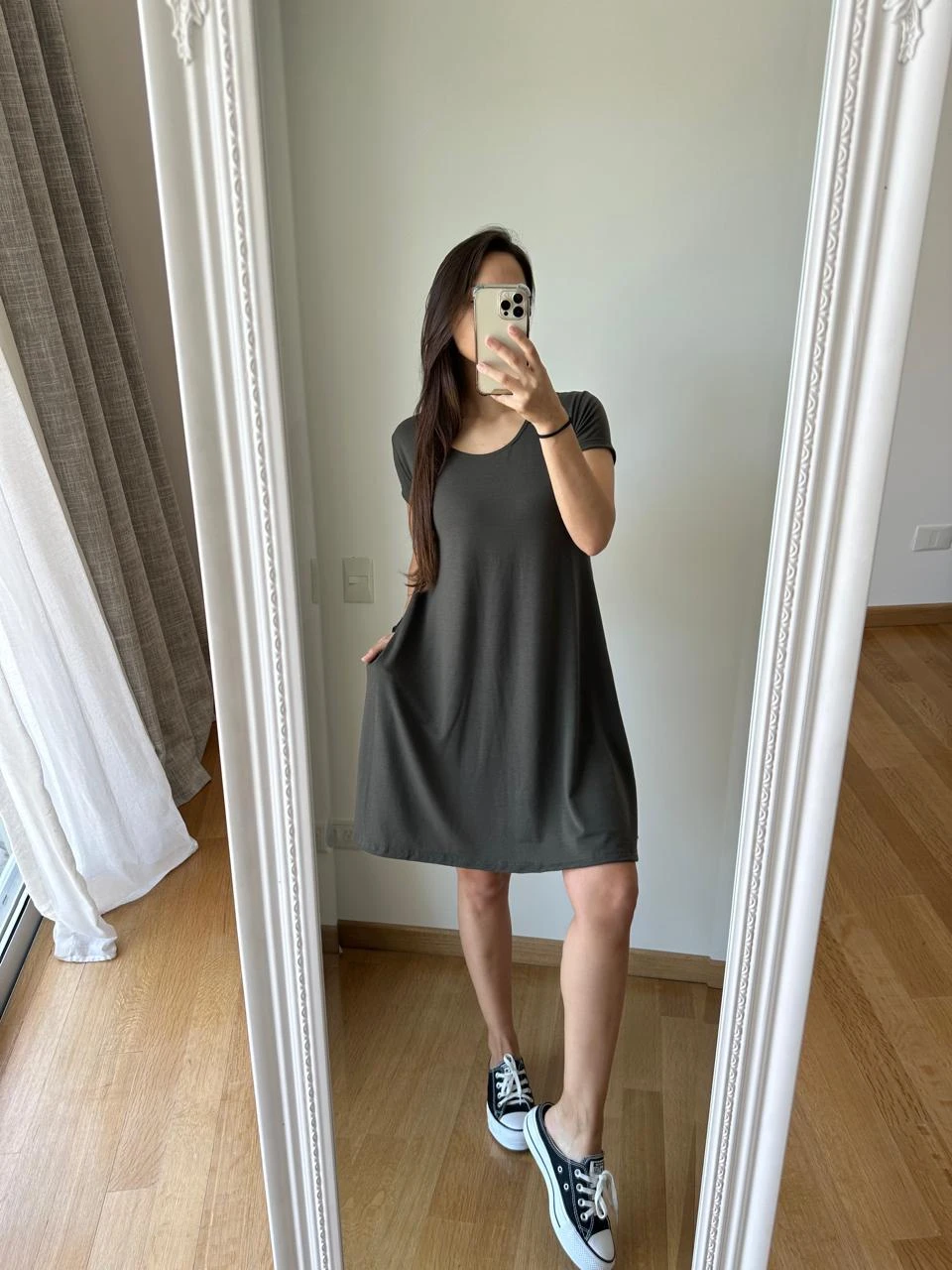 VESTIDO CORTO MANGA CORTA LISO