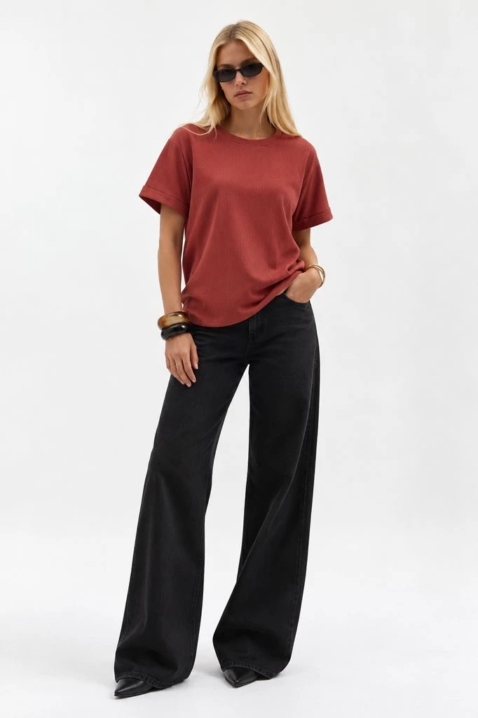 REMERA KARI