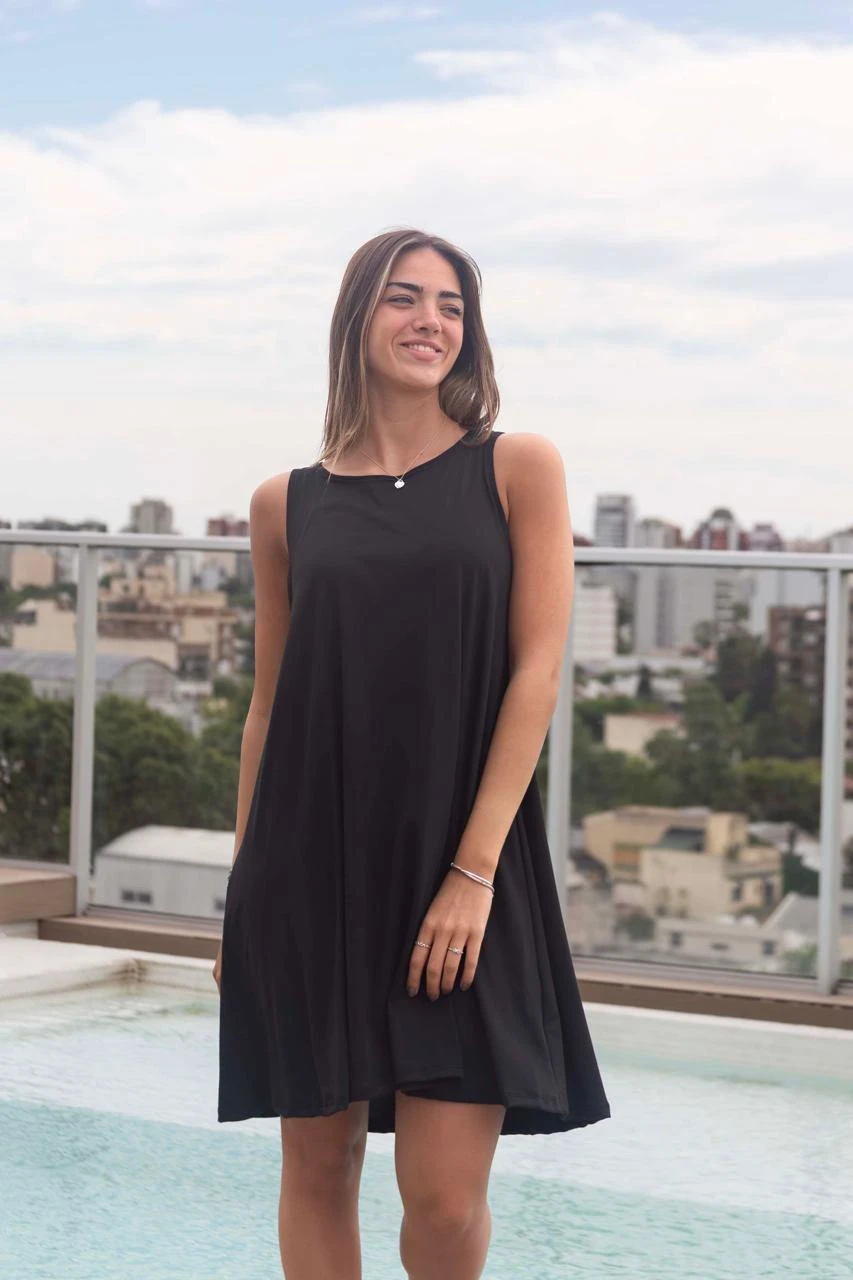 VESTIDO BOBO LISO