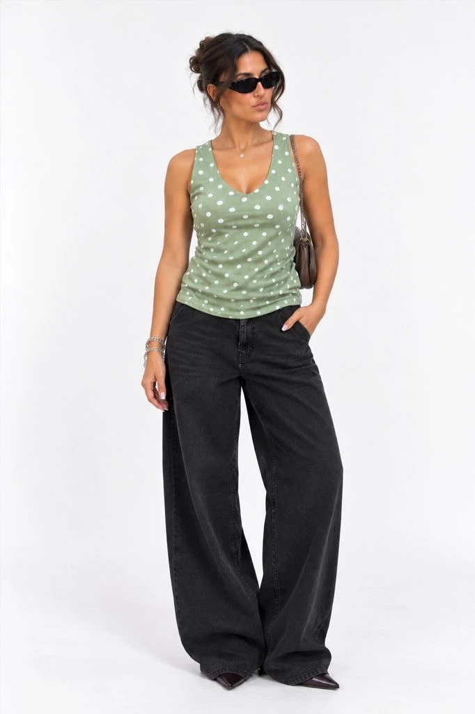 MUSCULOSA LUNARES ESCOTE V MORLEY