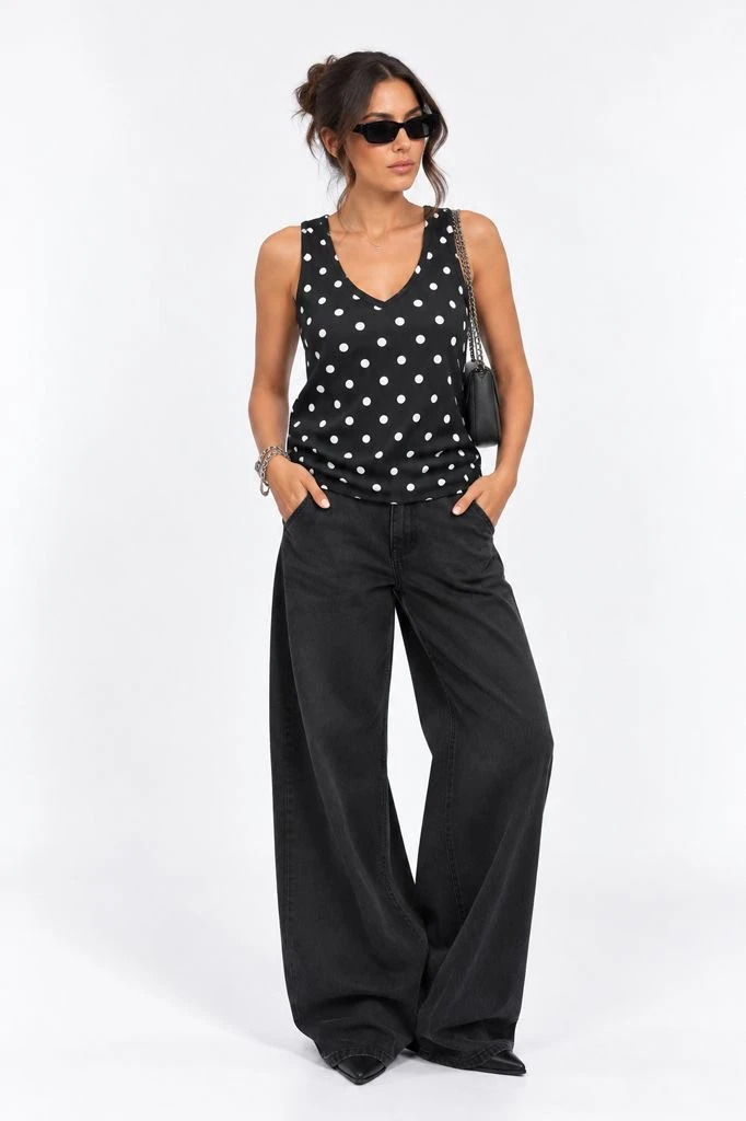 MUSCULOSA LUNARES ESCOTE V MORLEY