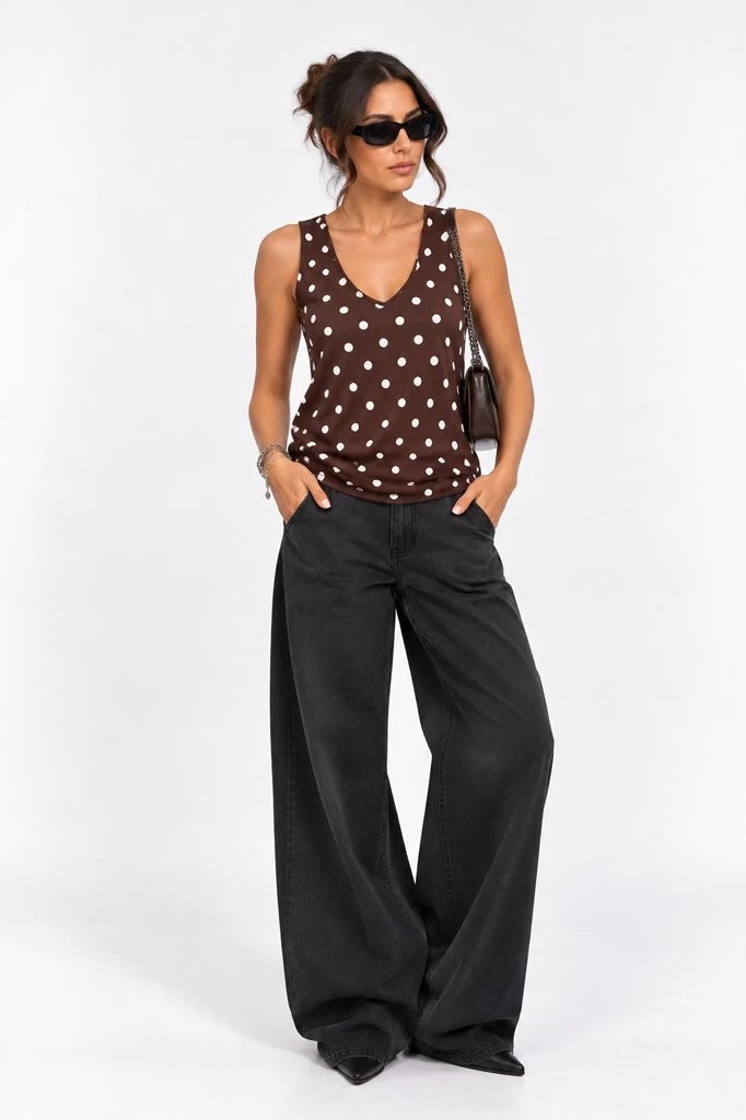 MUSCULOSA LUNARES ESCOTE V MORLEY
