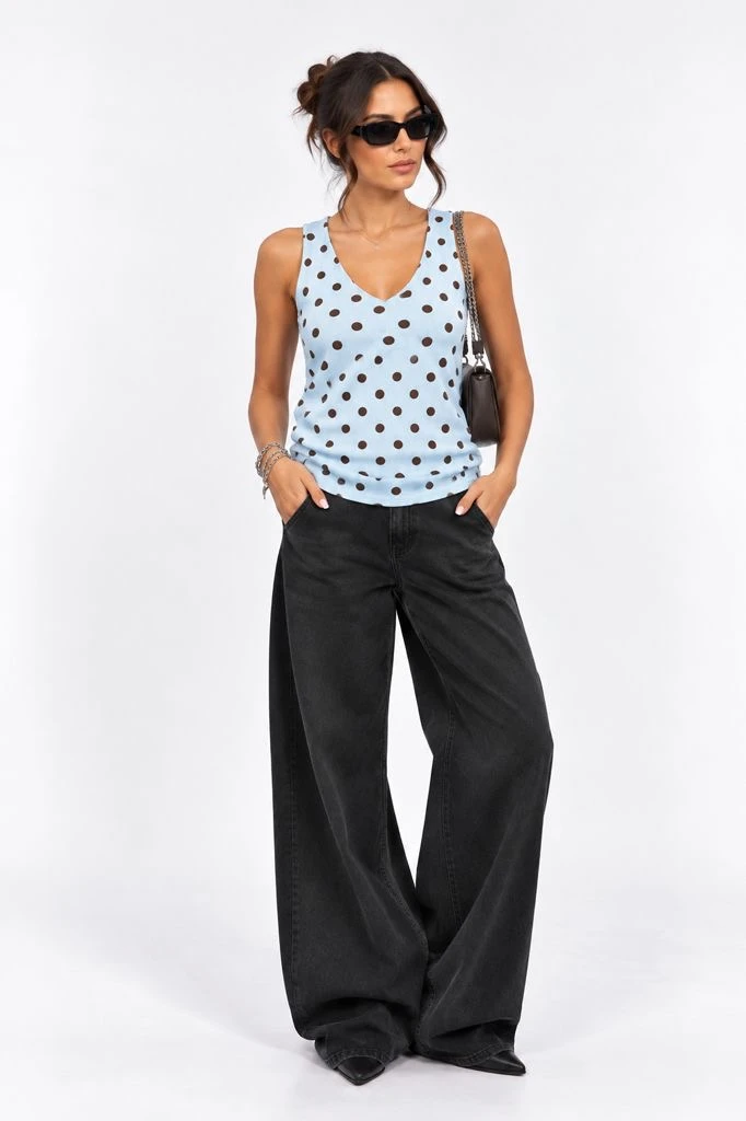 MUSCULOSA LUNARES ESCOTE V MORLEY