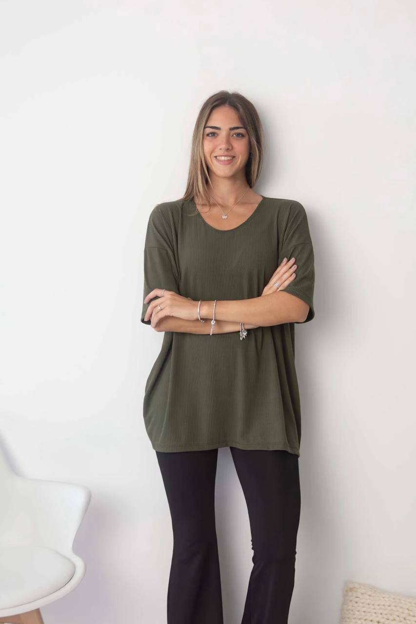 REMERA TEFI