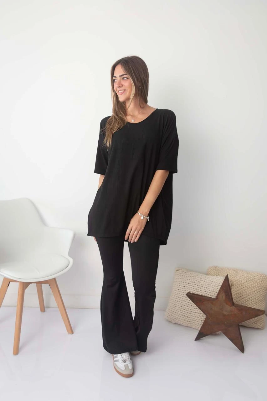 REMERA TEFI